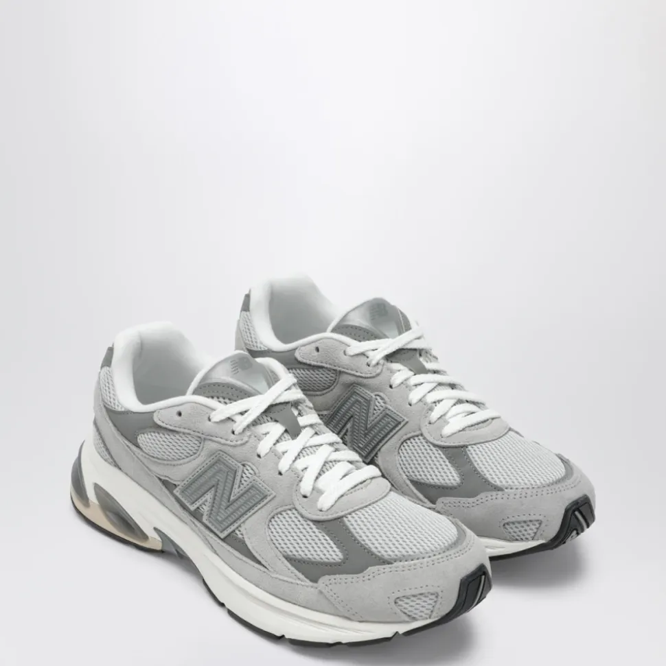 2010 ABZORB Sneaker