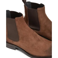 Baskets en cuir marron