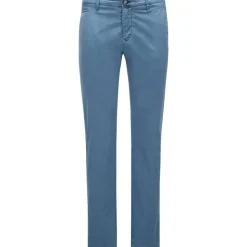 Bobby Chinos