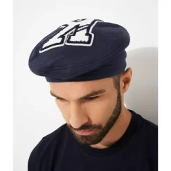 Béret en laine brodé avec logo K