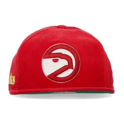 Caps