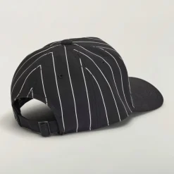Casquette à rayures
