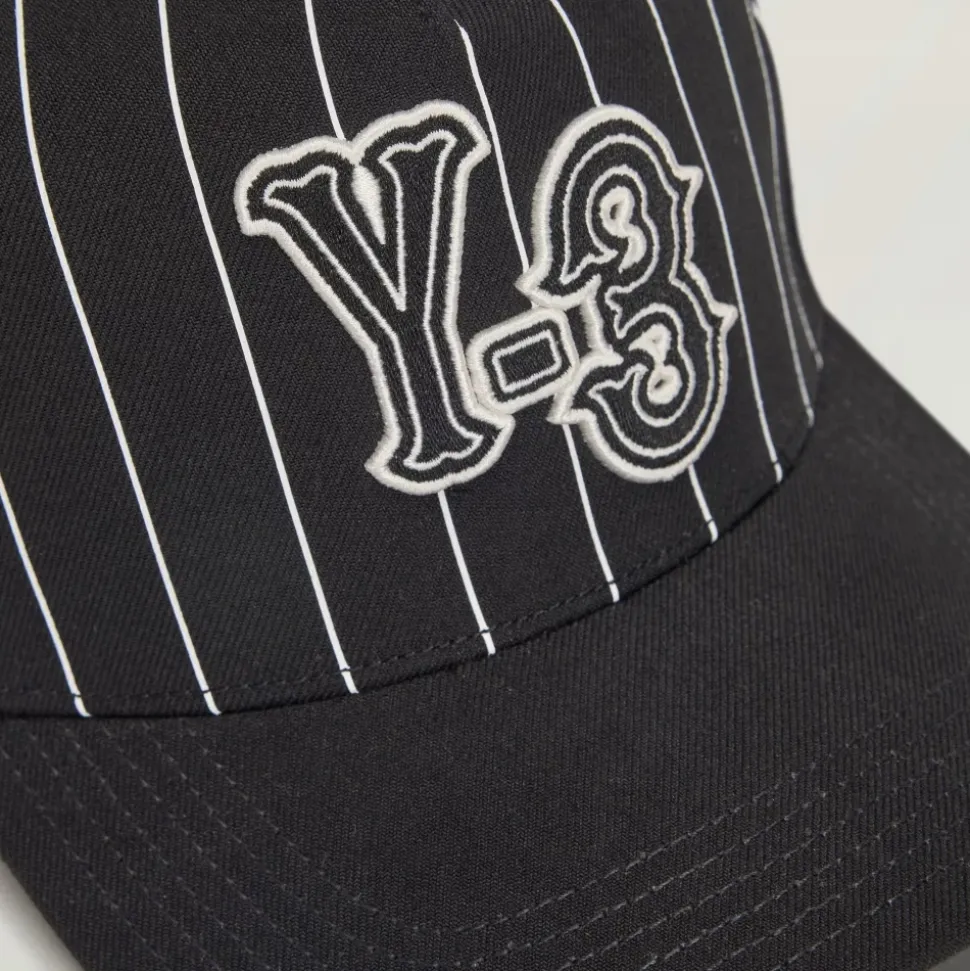 Casquette à rayures