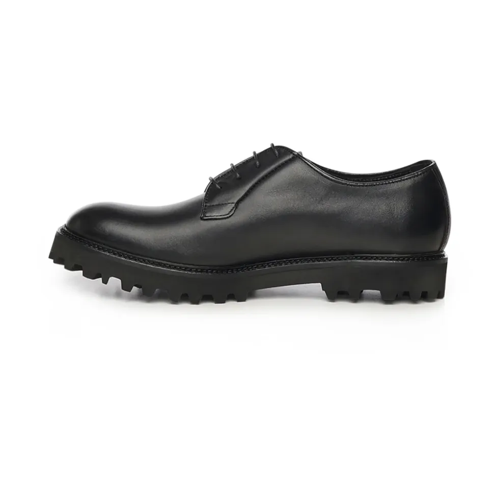 Castro Lace-Up Shoe