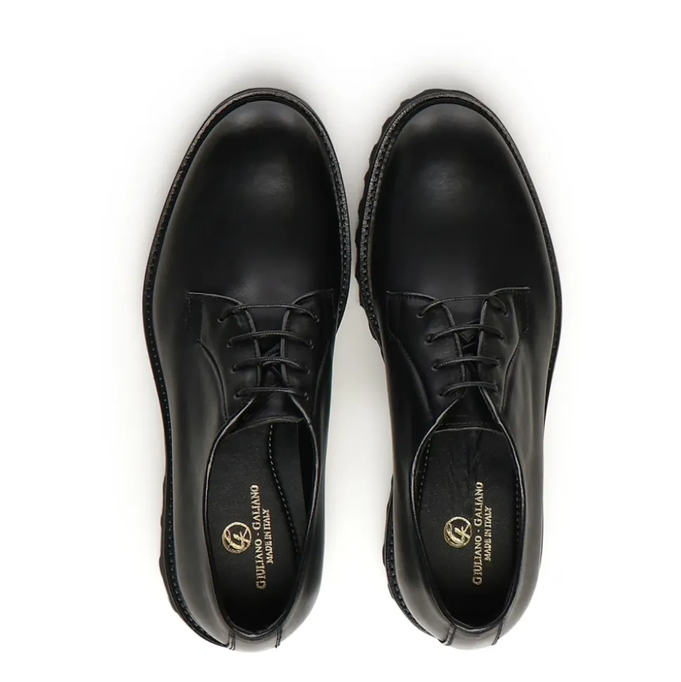 Castro Lace-Up Shoe