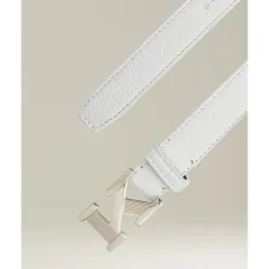 Ceinture en peau de cerf blanche avec boucle en palladium