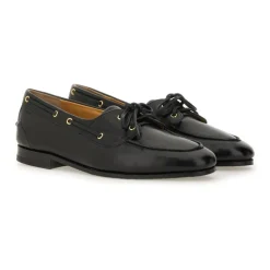 Chaussures bateau en cuir