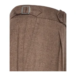 Chinos