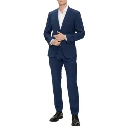 Élégant costume monopetto en mélange de laine