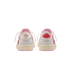 1 Retro Low OG SP Travis Scott Sail Tropical Pink