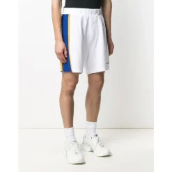 Short de sport à bandes latérales et logo