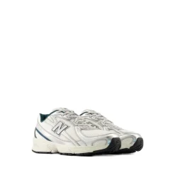 740 Sneaker