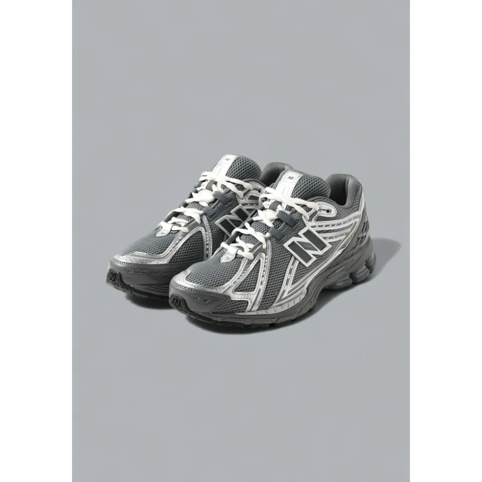 1906 Sneaker