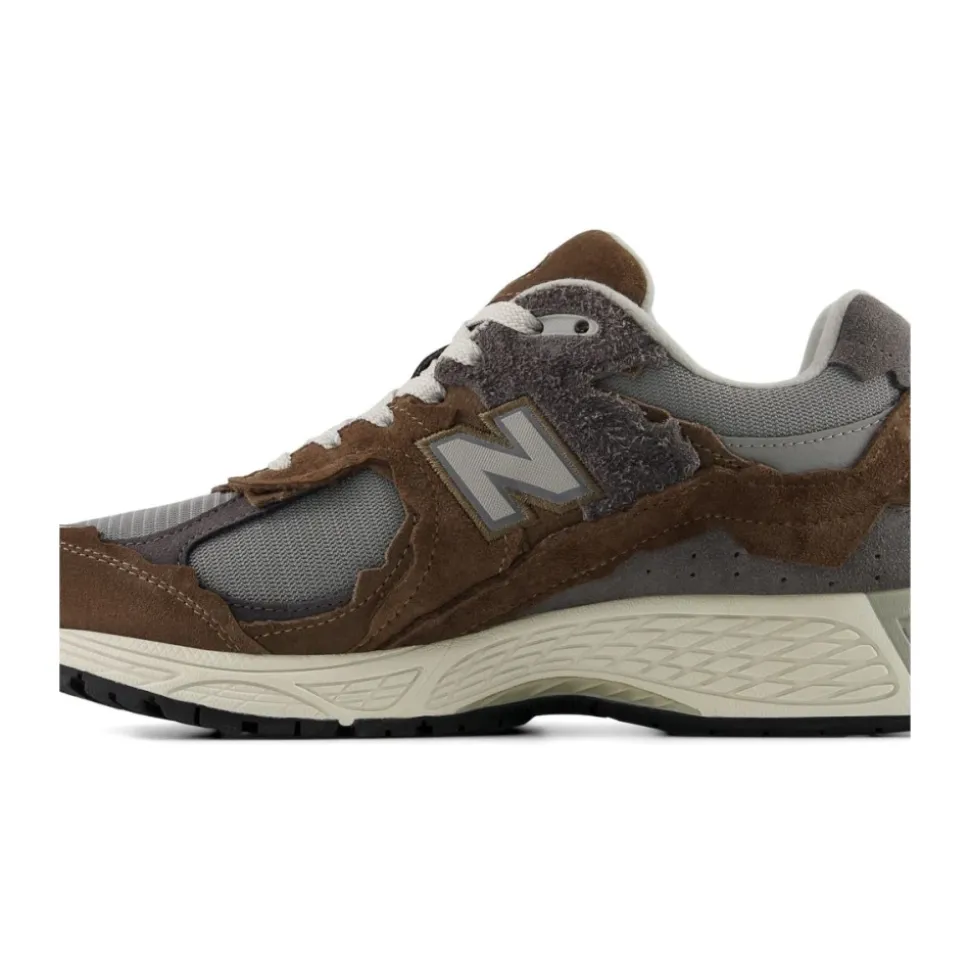 2002 Sneakers