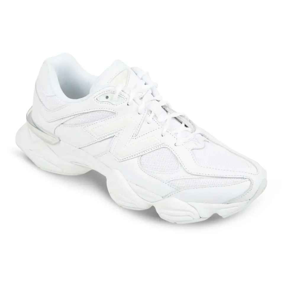 9060 Sneakers