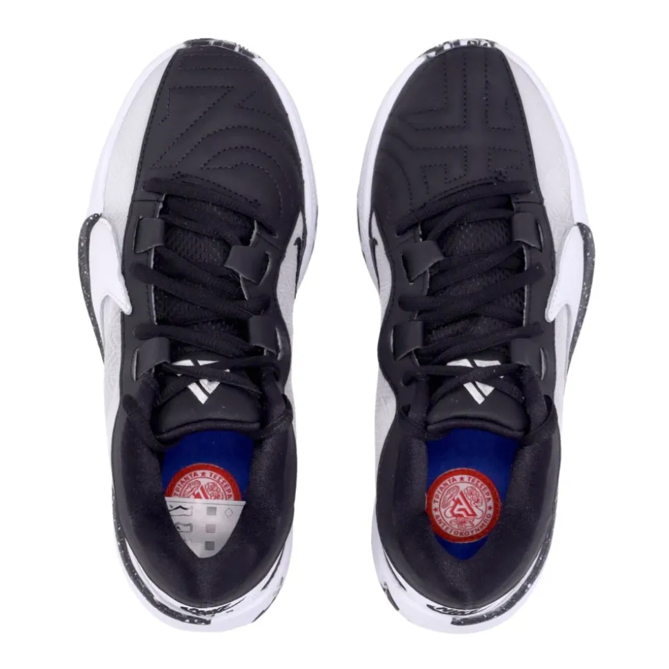 Zoom Freak 5 Basket